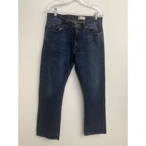 Wrangler men’s jeans Relaxed Boot Midium Wash Size 33/30 Cotton/ Spandex
